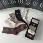 2025年12月10日入荷新品Prada靴下ギフト/誕生日/記念品/アクセサリーkaka工場