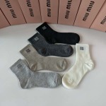 2025年12月10日入荷新品MiuMiu靴下ギフト/誕生日/記念品/アクセサリーkaka工場