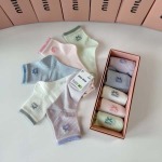 2025年12月10日入荷新品MiuMiu靴下ギフト/誕生日/記念品/アクセサリーkaka工場