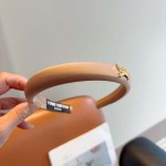 2025年12月10日入荷新品Louis Vuittonカチューシャギフト/誕生日/記念品/アクセサリーkaka工場