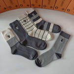 2025年12月10日入荷新品Louis Vuitton靴下ギフト/誕生日/記念品/アクセサリーkaka工場