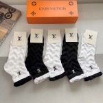 2025年12月10日入荷新品Louis Vuitton靴下ギフト/誕生日/記念品/アクセサリーkaka工場