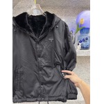 2025年12月14日入荷新作Pradaジャケット秋冬高品質/人気/限定版/Knt工場