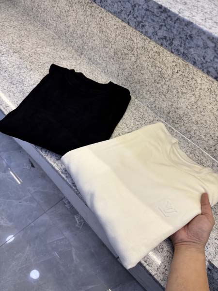 2025年12月14日入荷新作Louis Vuitton長袖...