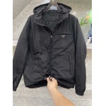 2025年12月14日入荷新作Pradaダウンジャケット秋冬高品質/人気/限定版/Knt工場