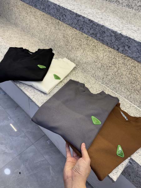 2025年12月15日入荷新作Prada長袖 tシャツ秋冬高...