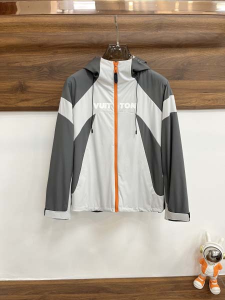 2025年12月16日入荷新作Louis Vuittonジャ...