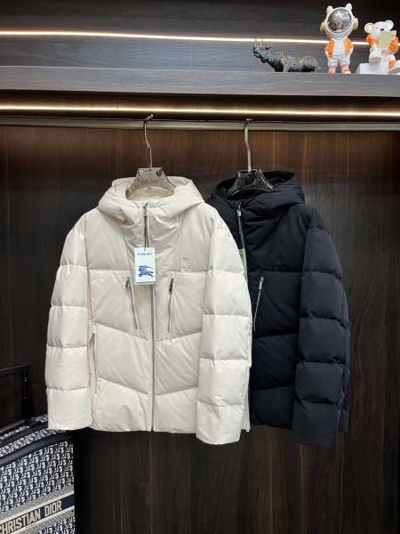 2025年12月16日入荷新作Burberry ダウンジャケ...