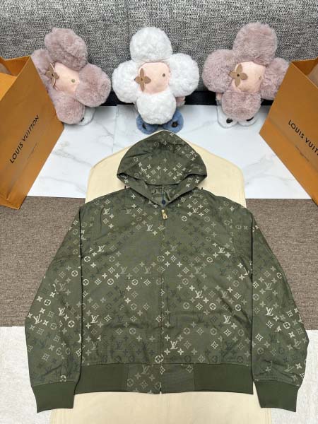 2025年11月17日秋冬新作Louis Vuittonジャ...