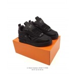 2025年12月25日入荷新品Louis Vuitton人気 スニーカー男女兼用/誕生日プレゼント/XH工場