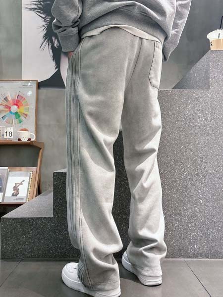 2025年12月26日秋冬新作Monclerスラックス超厳選...