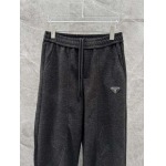 2025年12月30日新作Pradaスラックス秋冬高級品/DM工場