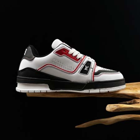 2026年1月9日入荷新品LOUIS VUITTON Trainer人気 スニーカー男女兼用/誕生日プレゼント/XH工場