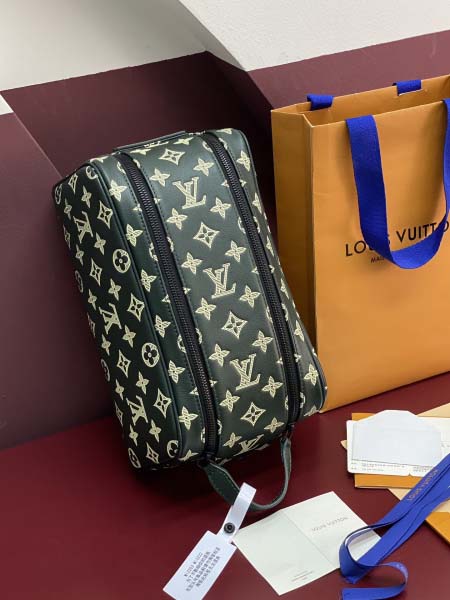 2026年1月13日新作高品質Louis VuittonバッグM82576 Monogram 28 x 15 x 16.5 /GQ工場