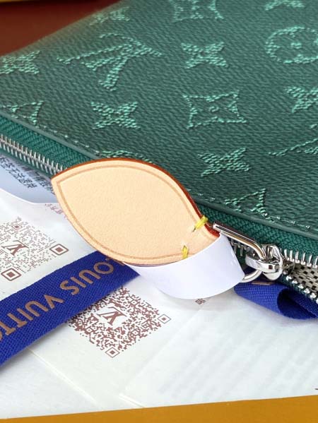 2026年1月13日新作高品質Louis VuittonバッグM27109Monogram Heritage15.5 x 1 x 24/GQ工場