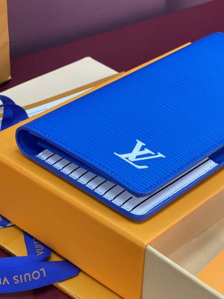 2026年1月14日新作高品質Louis Vuitton財布M25800  Brazza    size:10X19CM /GQ工場