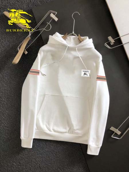 2026年1月5日Burberry 新作パーカー/スウェット...