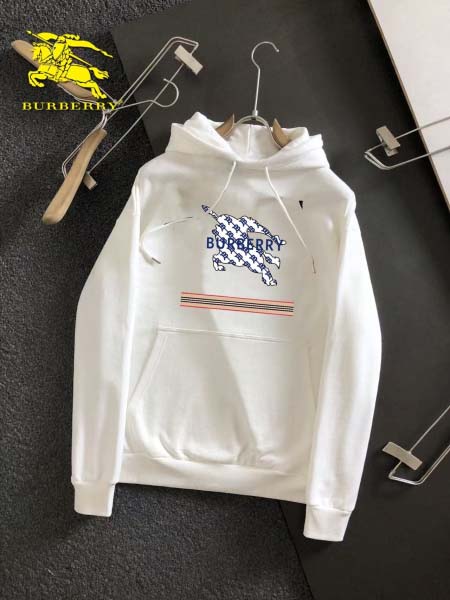 2026年1月5日Burberry 新作パーカー/スウェット...