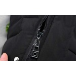 2026年1月9日BURBERRY 新作 羽毛綿のベストJX工場