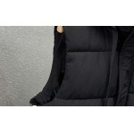 2026年1月9日MONCLER 新作 羽毛綿のベストJX工場