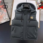 2026年1月9日GUCCI 新作 羽毛綿のベストJX工場