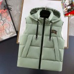 2026年1月9日 BURBERRY新作 羽毛綿のベストJX工場