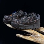 2026年1月10日入荷新品Louis Vuitton人気 スニーカー男女兼用/誕生日プレゼント/XH工場