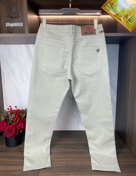 2026年1月12日Versace新作 ジーパン人気商品 J...