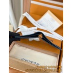 2026年1月13日新作高品質Louis Vuitton財布M27057Monogram Forest 11.5 x 9 x 1.5/GQ工場