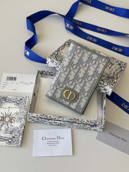2026年1月13日新作高品質Dior財布 10 x 13....