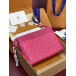 2026年1月14日新作高品質Louis VuittonバッグM12665/Monogram   Pochette Voyage 32 x 21 x 8  /GQ工場