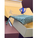 2026年1月14日新作高品質Louis VuittonバッグMonogram   Pochette Voyage 32 x 21 x 8  /GQ工場