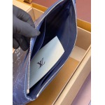 2026年1月14日新作高品質Louis VuittonバッグM11545    Monogram   Pochette Voyage 32 x 21 x 8  /GQ工場