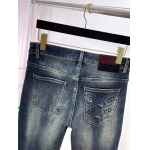 2026年1月23日新作VALENTINOジーパン高品質人気商品/誕生日プレゼント/FF工場