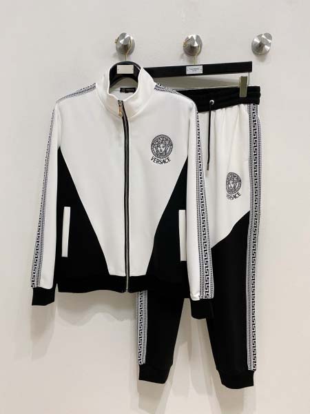 2026年1月30日入荷新作Versaceセット上下大人気 ...