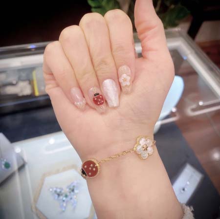 2026年2月1日入荷新品van cleef & arpelsブレスレットギフト/誕生日/記念品/アクセサリーxin工場