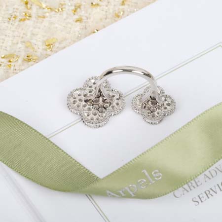 2026年2月1日入荷新品van cleef & arpels指輪ギフト/誕生日/記念品/アクセサリーxin工場