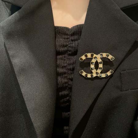 2026年2月2日入荷新品シャネルブローチギフト/誕生日/記念品/アクセサリーxin工場