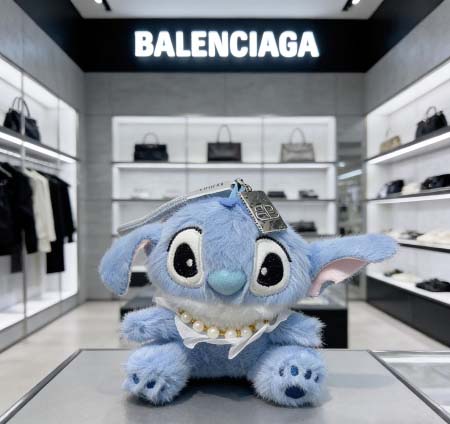 2026年2月3日入荷新品Balenciaga キーホルダー ギフト/誕生日/記念品/アクセサリーxin工場