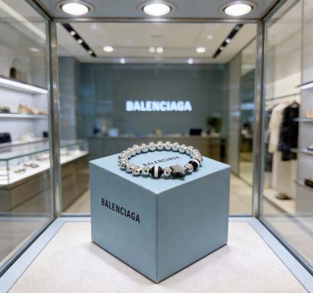 2026年2月3日入荷新品Balenciagaブレスレットギフト/誕生日/記念品/アクセサリーxin工場