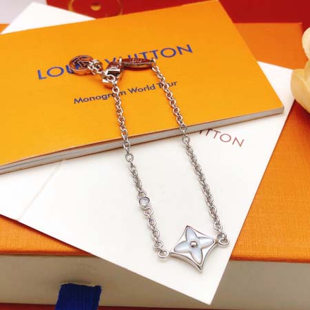 2026年2月3日入荷新品ルイヴィトンブレスレットギフト/誕生日/記念品/アクセサリーxin工場