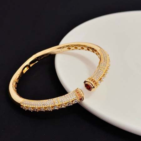 2026年2月4日入荷新品Cartier腕輪/ブレスレットギフト/誕生日/記念品/アクセサリーxin工場