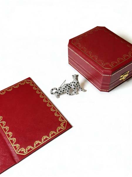 2026年2月4日入荷新品Cartierブローチギフト/誕生日/記念品/アクセサリーxin工場