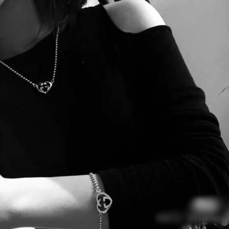 2026年2月5日入荷新品GUCCIネックレスギフト/誕生日/記念品/アクセサリーxin工場