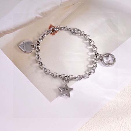 2026年2月5日入荷新品Gucci ネックレスギフト/誕生日/記念品/アクセサリーxin工場