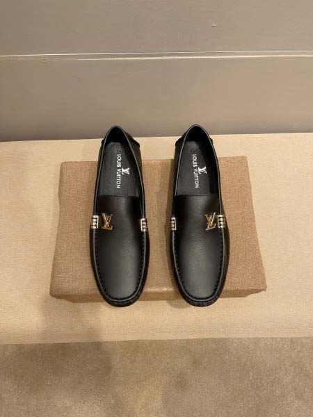 2026年2月21日入荷新作Louis Vuitton靴/スニーカー人気商品★/誕生日プレゼント/流行/高品質/JY工場