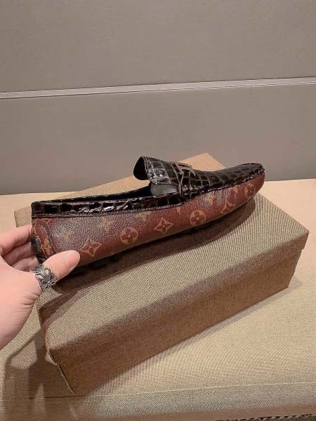 2026年2月21日入荷新作Louis Vuitton靴/スニーカー人気商品★/誕生日プレゼント/流行/高品質/JY工場