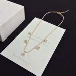 2026年2月1日入荷新品van cleef & arpelsネックレスギフト/誕生日/記念品/アクセサリーxin工場