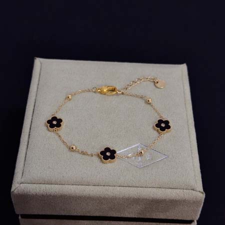 2026年2月1日入荷新品van cleef & arpel...