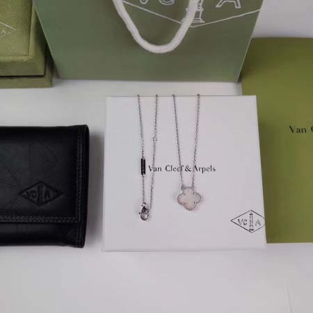 2026年2月1日入荷新品van cleef & arpel...